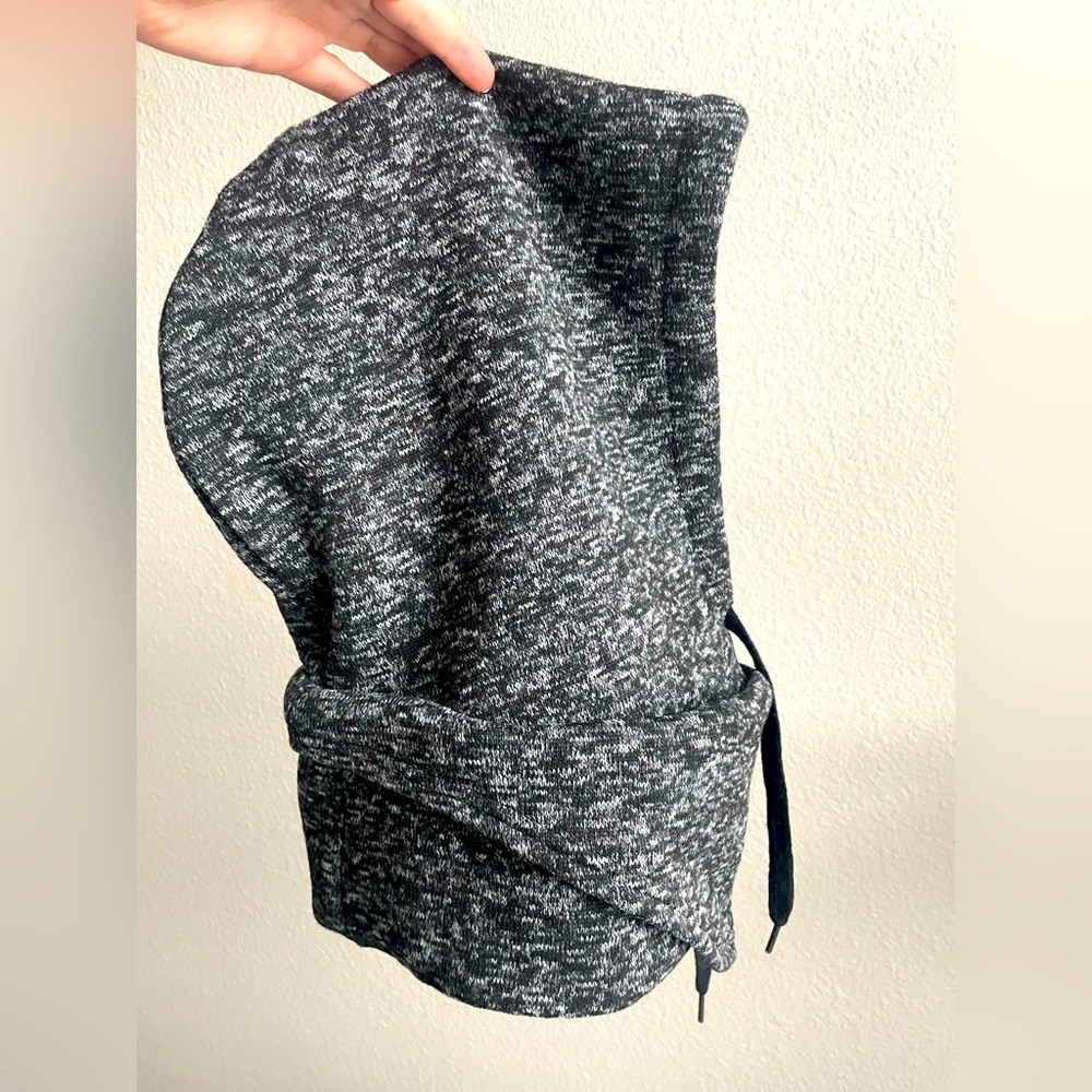 Caloics Gray Heather Winter Hood for men, women, and kids over 8, like new